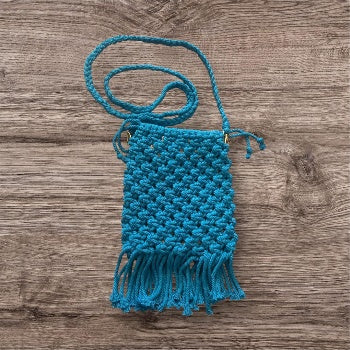 Cartera pequeña con flecos